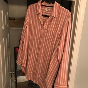 NWT Madewell Pink & White Button Up